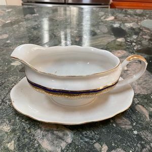 Favolina gravy boat
